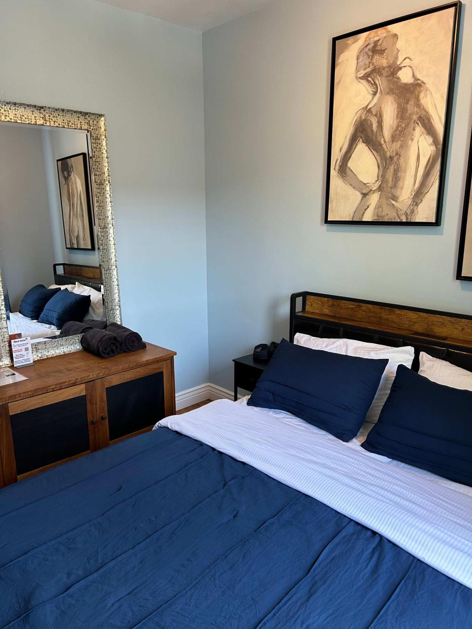 Blue Room In Dorothy'S Bnb Chicago Bagian luar foto